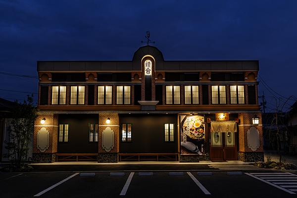 月と燈會（ランタン）